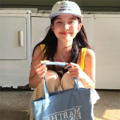 钢管舞娘